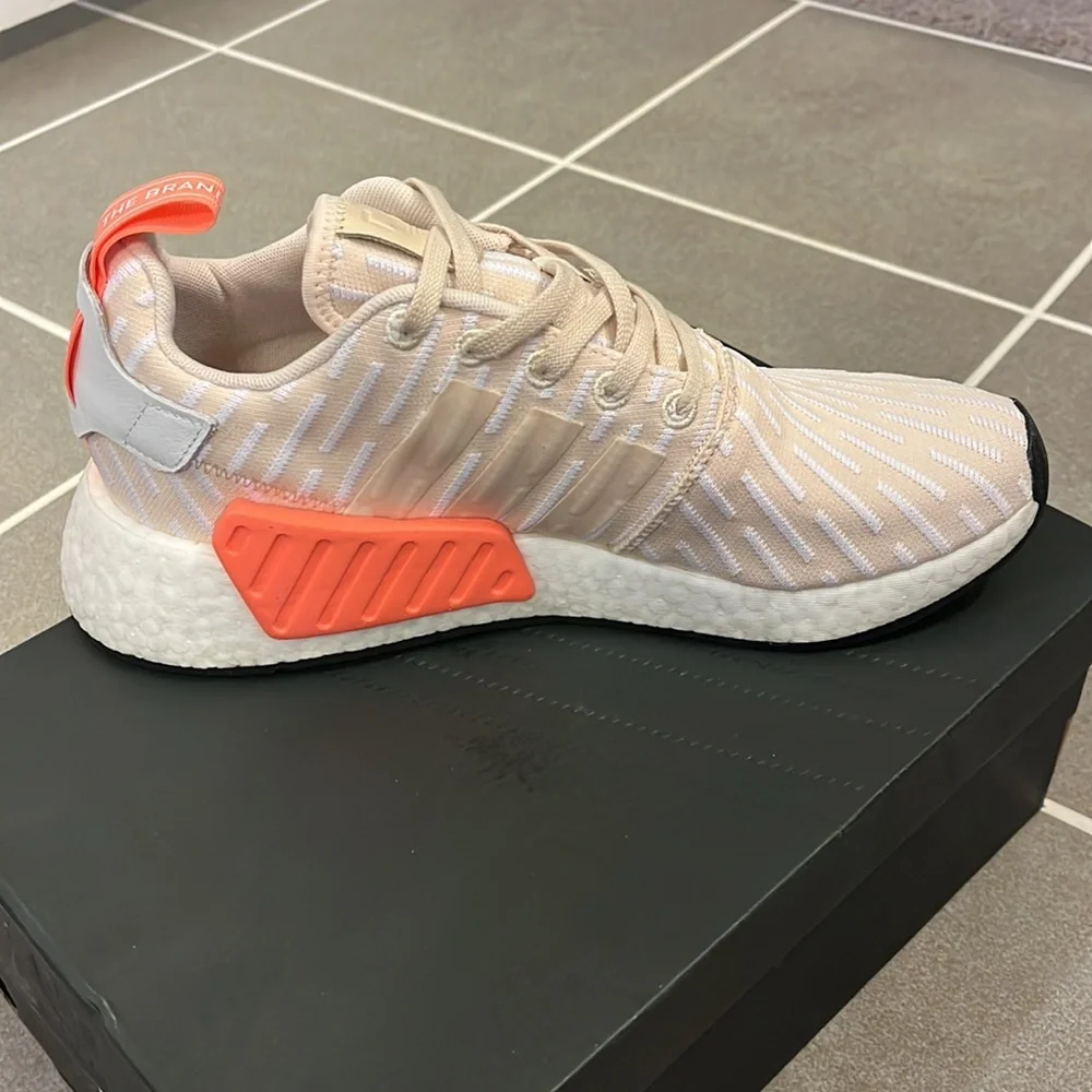 Adidas NMD_R2 NMD Shoes Sneakers new Boost BA7260 Women’s Size 10.5
